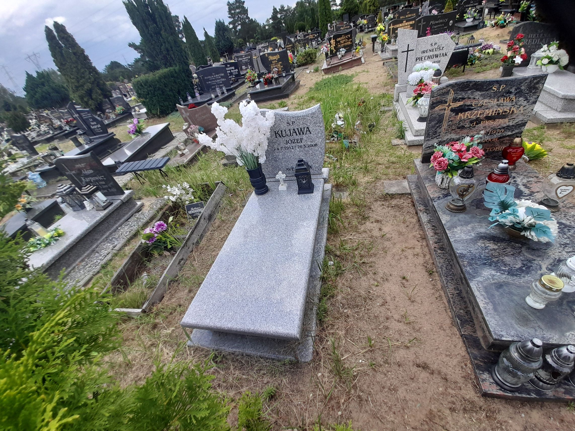 Grób Józef Kujawa
