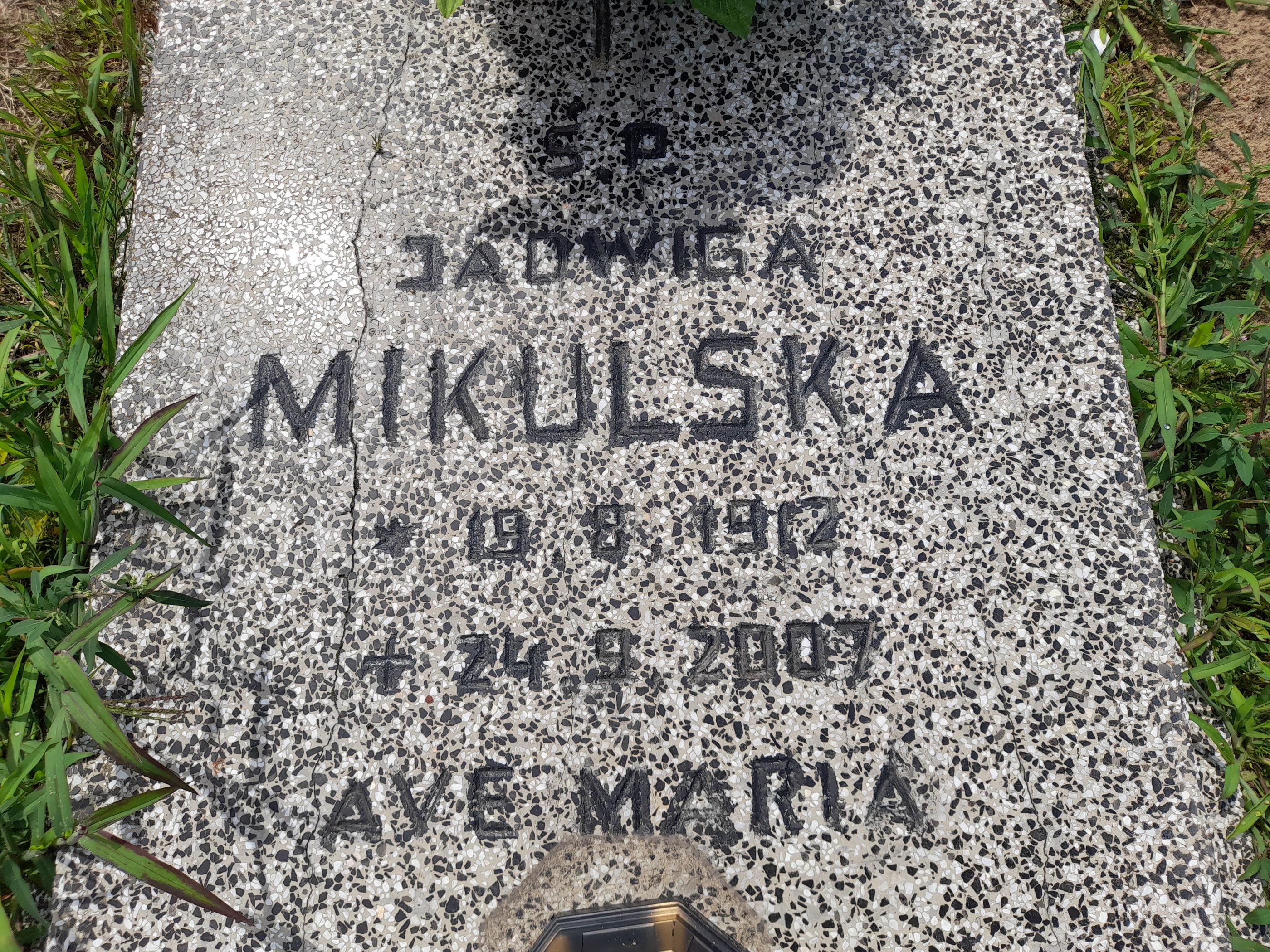 Grób Jadwiga Mikulska