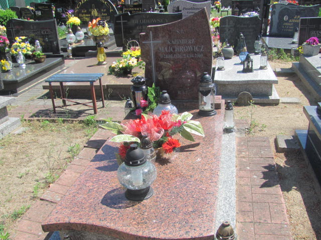Grób Kazimierz Majchrowicz