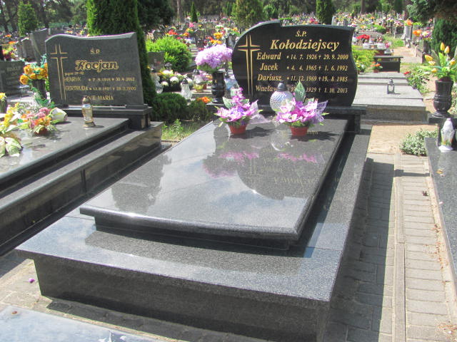 Grób Jacek Kołodziejski