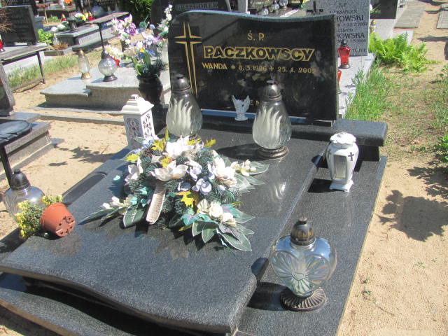 Grób Bernard Paczkowski