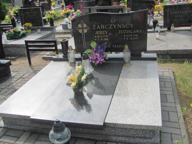 Grób IRENA ŻABCZYŃSKA