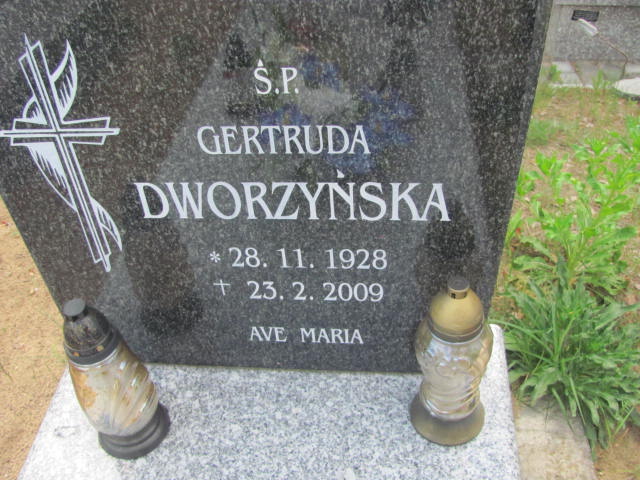 Grób Bernard Dworzyński