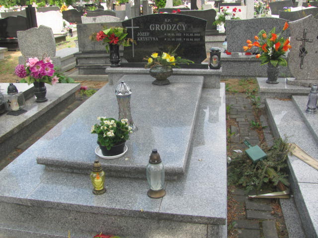 Grób Józef Grodzki