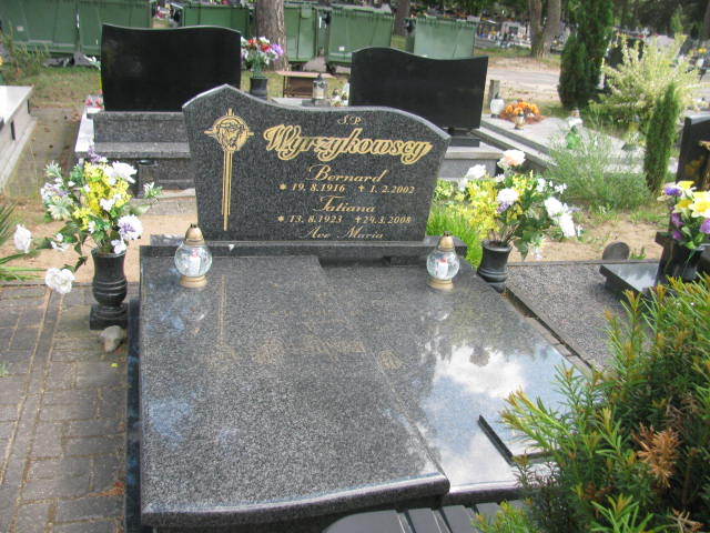 Grób Bernard Wyrzykowski