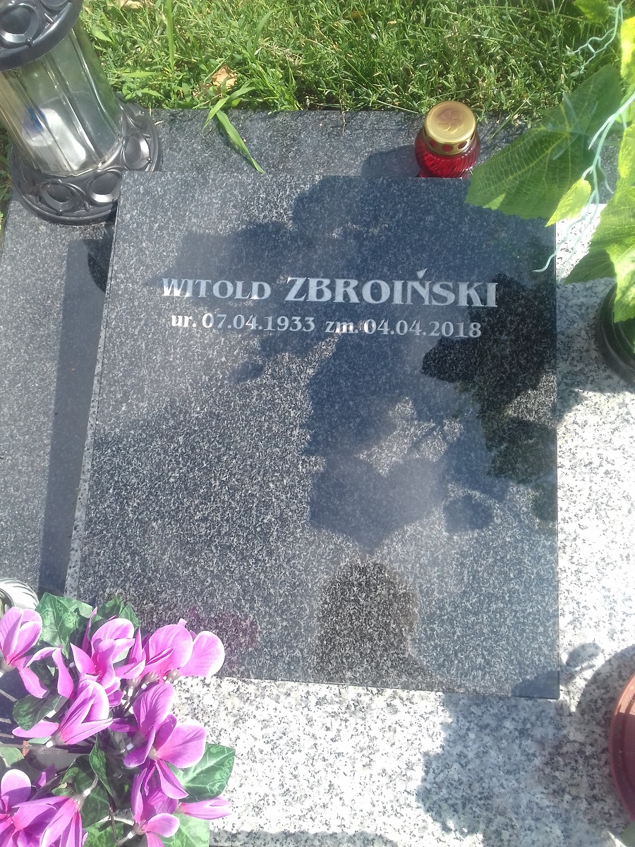 Grób Witold Zbroiński
