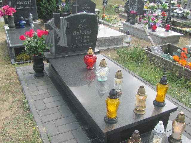 Grób Ewa Bukaluk