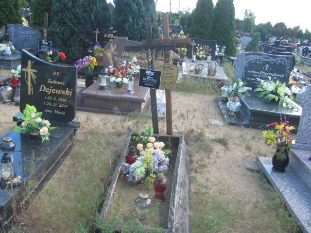 Grób Mirosława Dejewska 