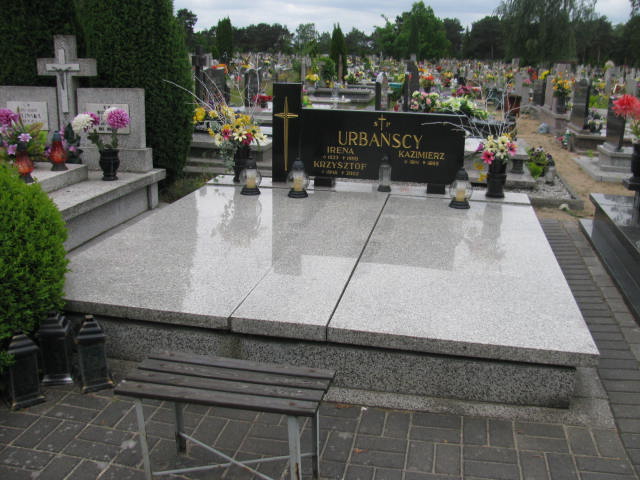 Grób Kazimierz Urbański