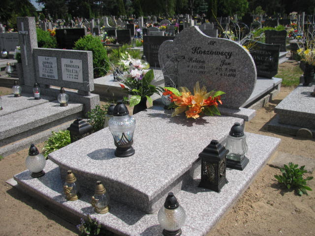 Grób Tadeusz Lis