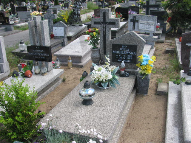 Grób Adela Mogilewska