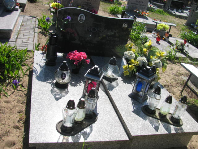 Grób Krzysztof Dolatowski