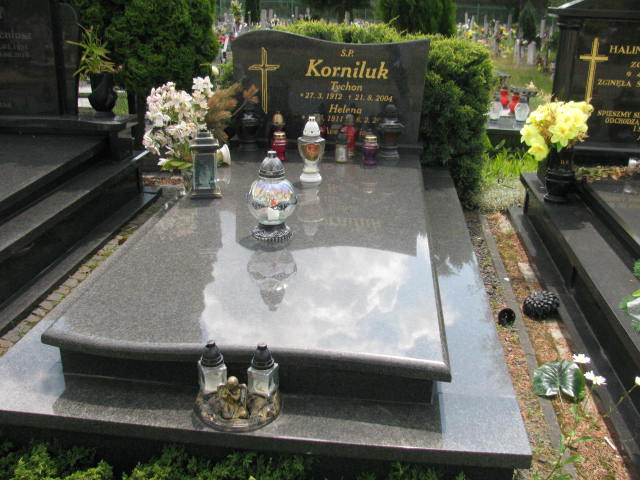 Grób Helena Korniluk