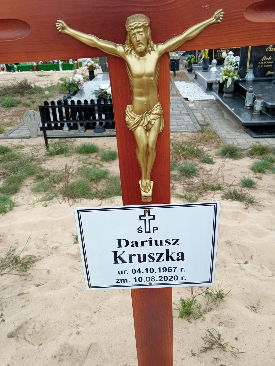 Grób DARIUSZ KRUSZKA