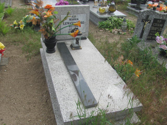 Grób Marek Lewandowski