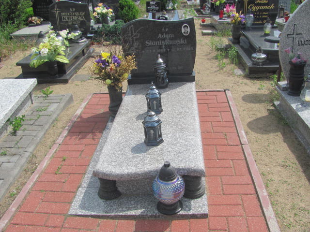 Grób Adam Stanisławski