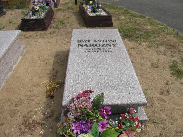 Grób Idzi Narożny