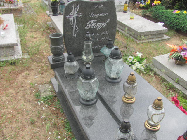 Grób Bogdan Bryl
