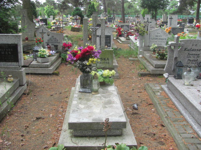 Grób Leon Malinowski