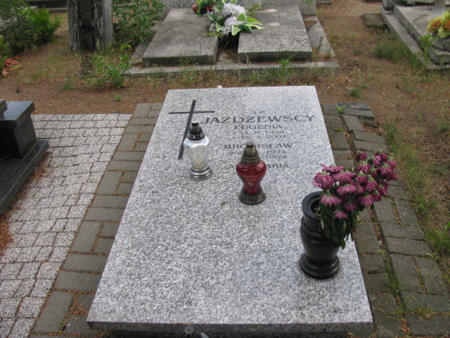 Grób Bronisław Jażdżewski