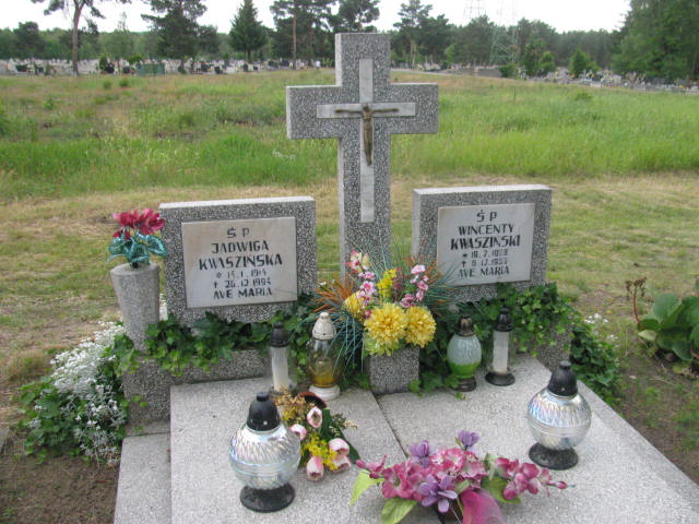 Grób Wincenty Kwasziński