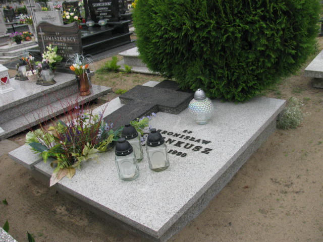 Grób KRYSTYNA CZENKUSZ