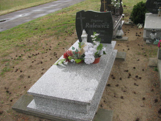 Grób Zbigniew Rulewicz