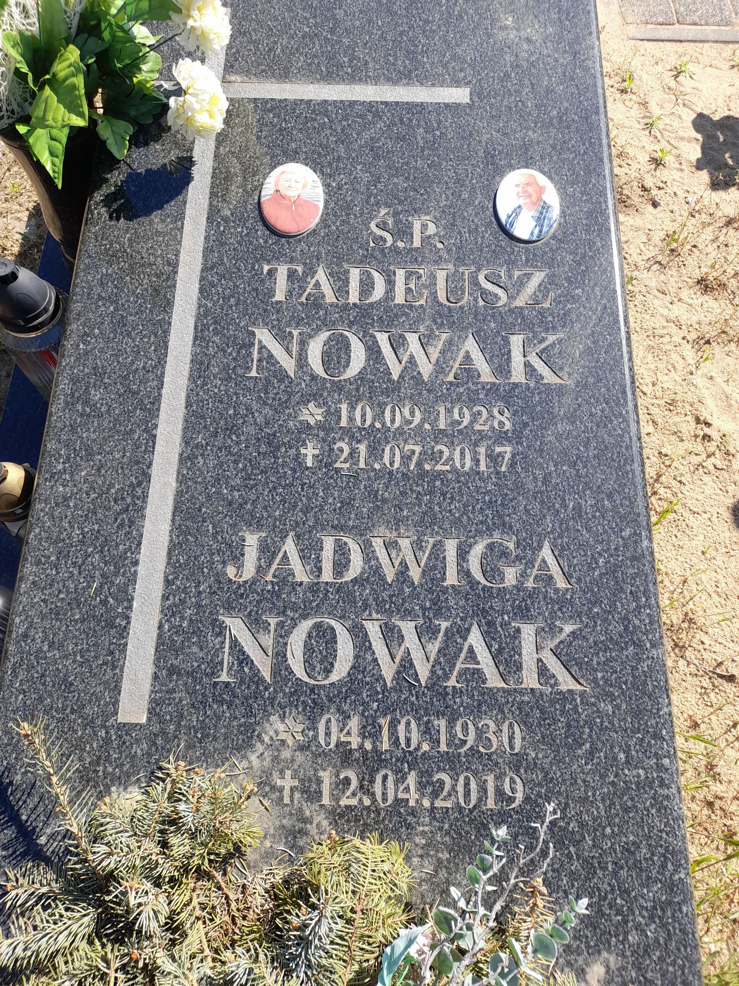 Grób Jadwiga Nowak