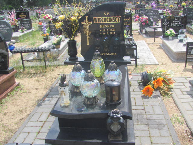 Grób Henryk Wiechciński