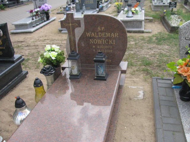 Grób Waldemar Nowicki