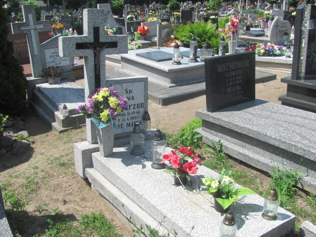 Grób Ewa Wawrzon