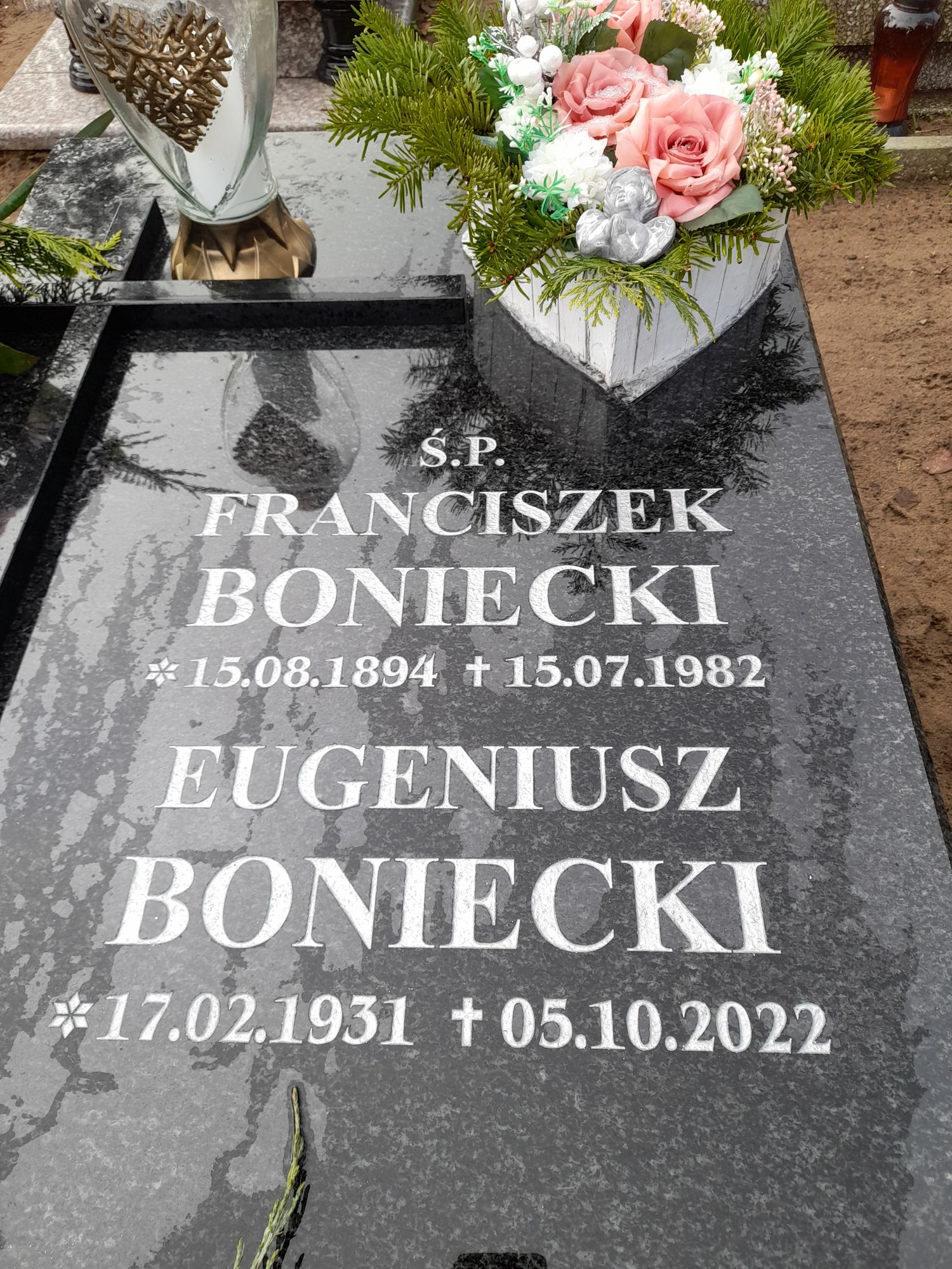 Grób Eugeniusz Boniecki