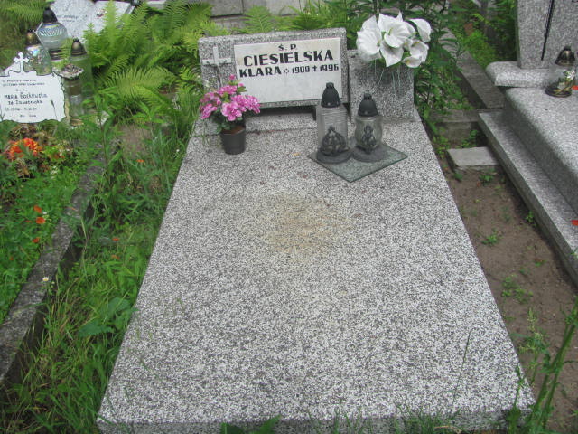 Grób Klara Ciesielska