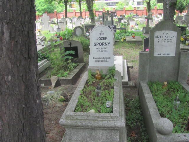 Grób Józef Sporny