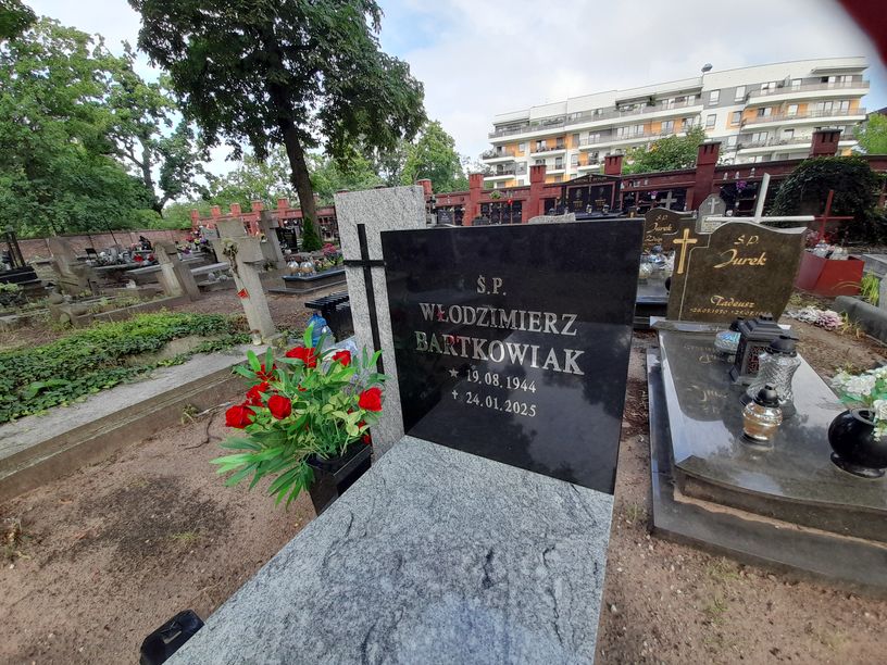 Grób Wlodzimierz Bartkowiak