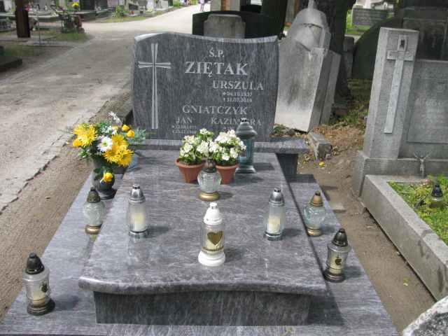 Grób Urszula Ziętak