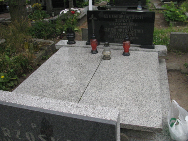 Grób Marianna Maciejewska