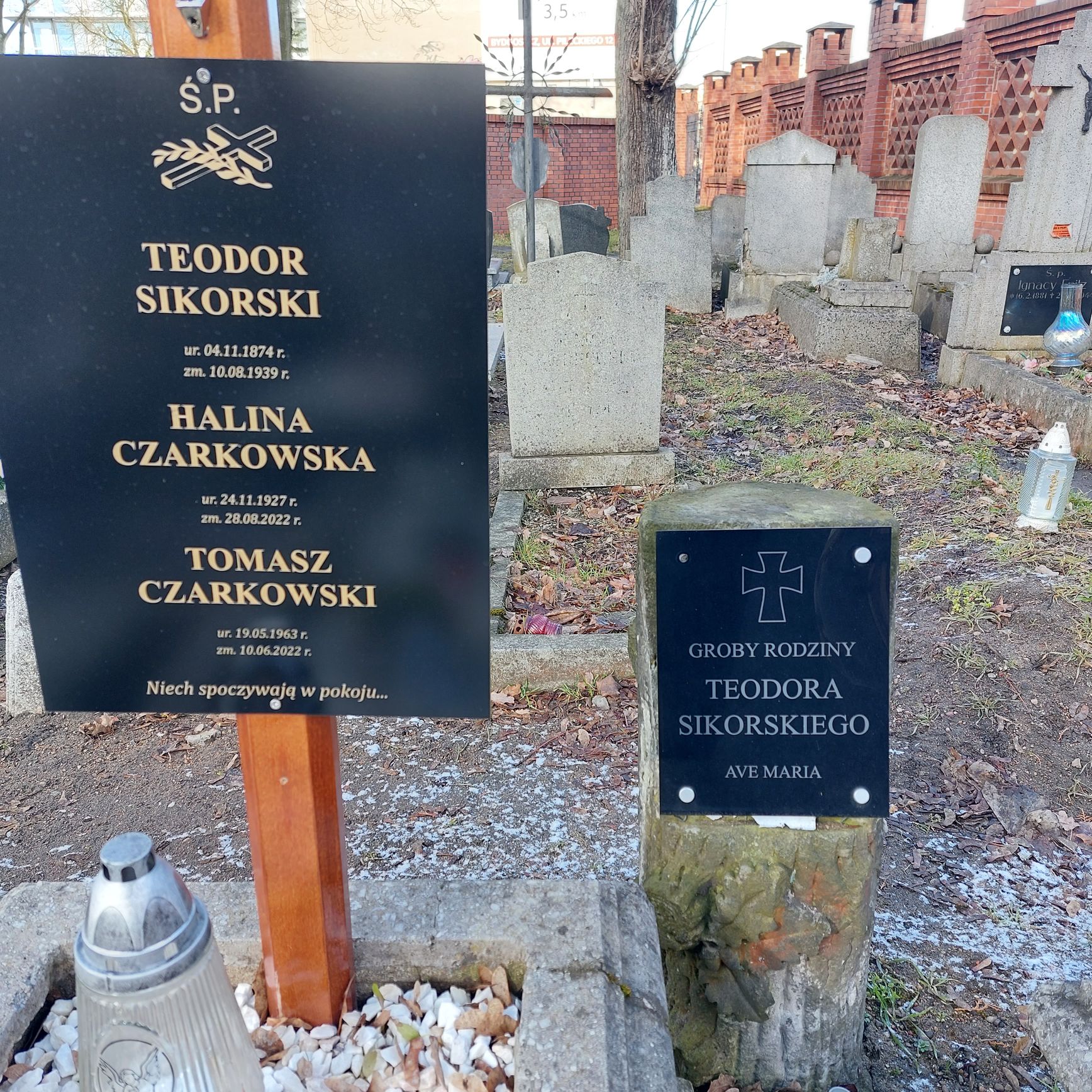 Grób Tomasz Czarkowski