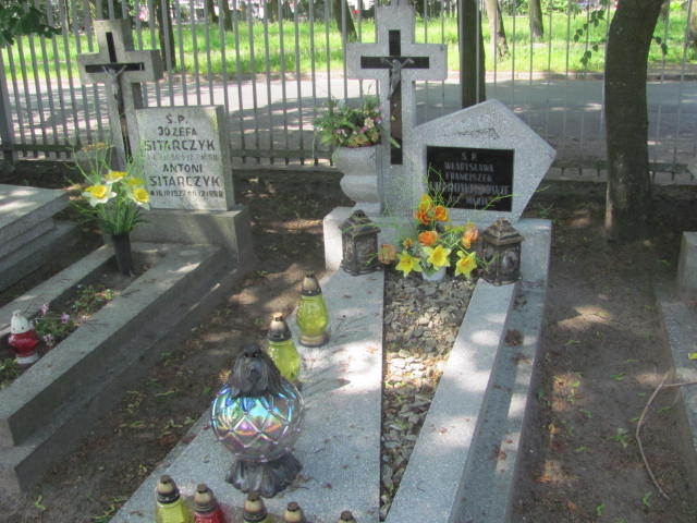 Grób Franciszek Uberowicz