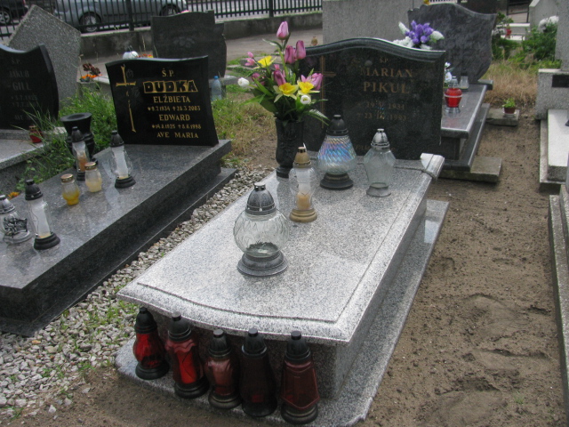 Grób Marian Pikul
