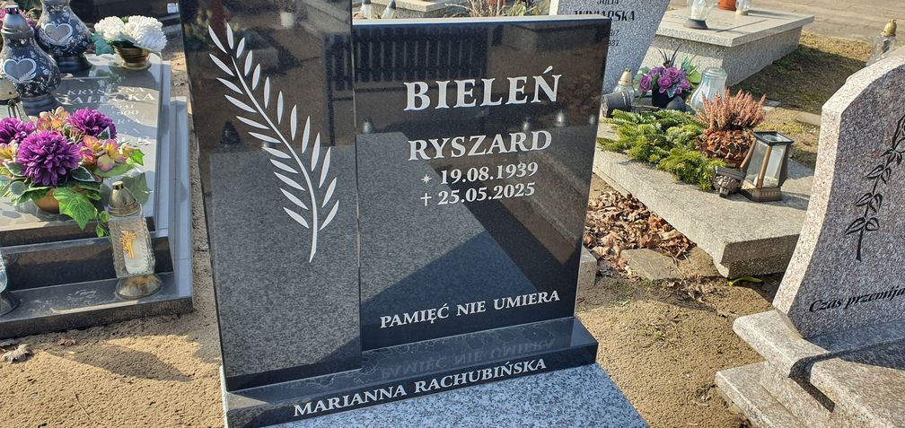 Grób Ryszard Bieleń