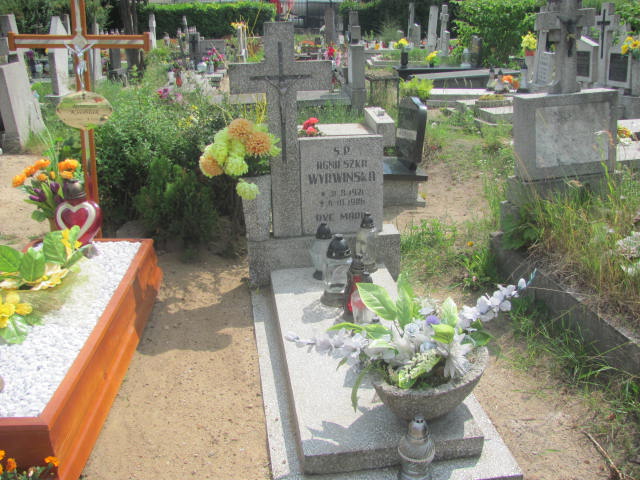 Grób Agnieszka Wyrwińska